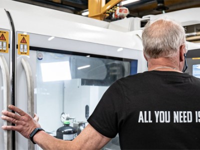 Hienomekaanista valmistusta puolen vuosisadan&nbsp;perintein