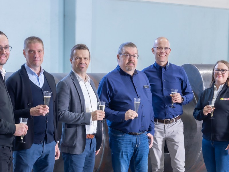 Ensimmäinen vähähiilinen moottorivaimennin